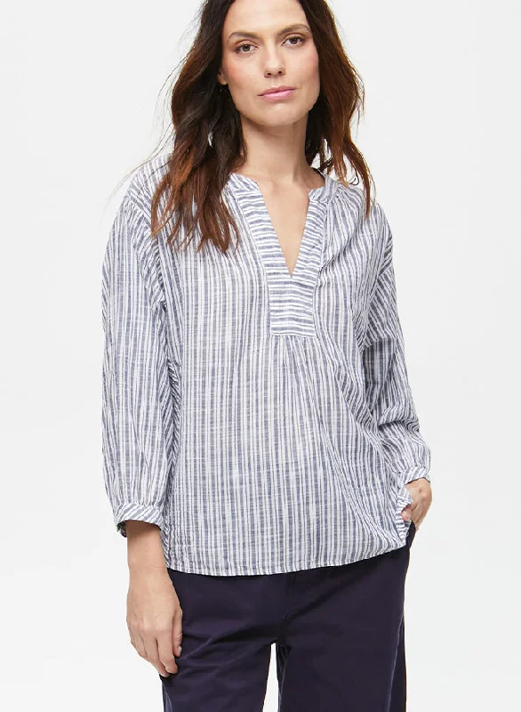 Charlie Popover Top Rugged Women's Outdoor 