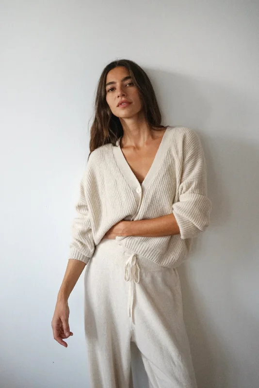 The Cashmere Muma Cropped Cardigan // Moon Vacation