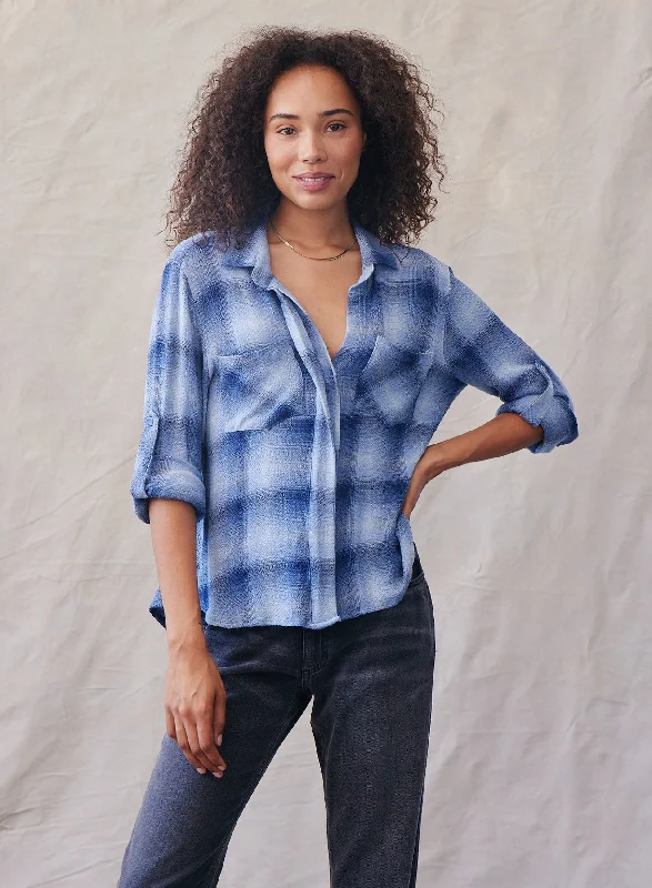 Newport Split Back Top Laid - back Women's Style