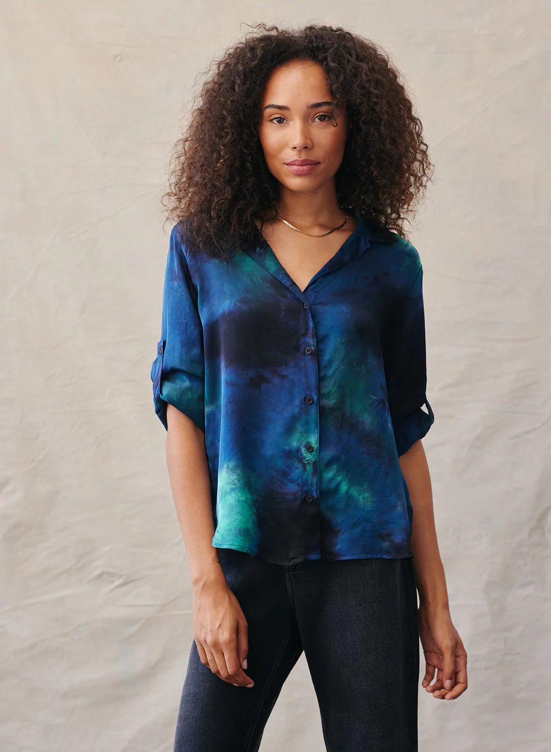 Capri Button Down Sleek Women's Metallic