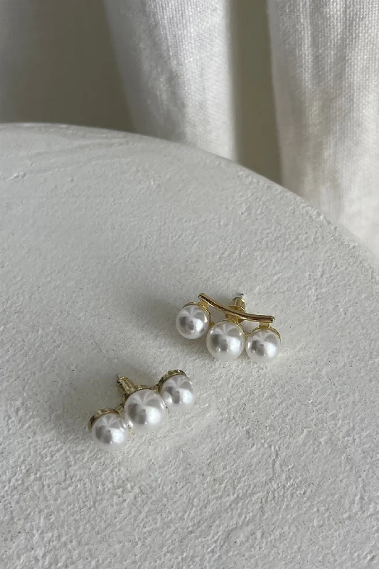 Eva Three Pearl Earrings Gold Street