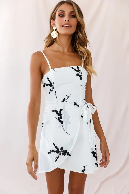 Wattle Floral Wrap Dress White/Black Australian Beach