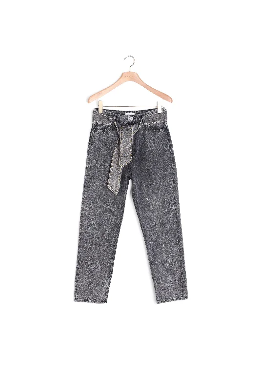 Jean neige avec ceinture ornée de studs Modern Women's Tech