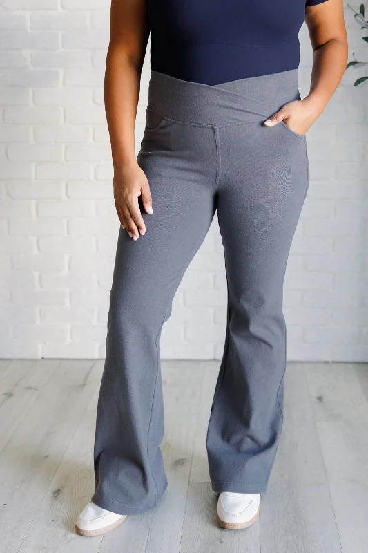 Building Habits Twill Flared Crossover Waist Pant in Titanium Sporty Women's Tennis