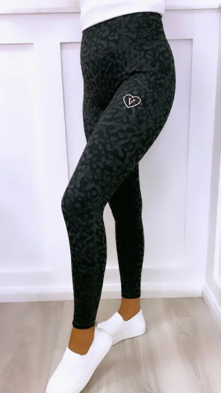 89 Active Walking Leggings Camo Geometric
