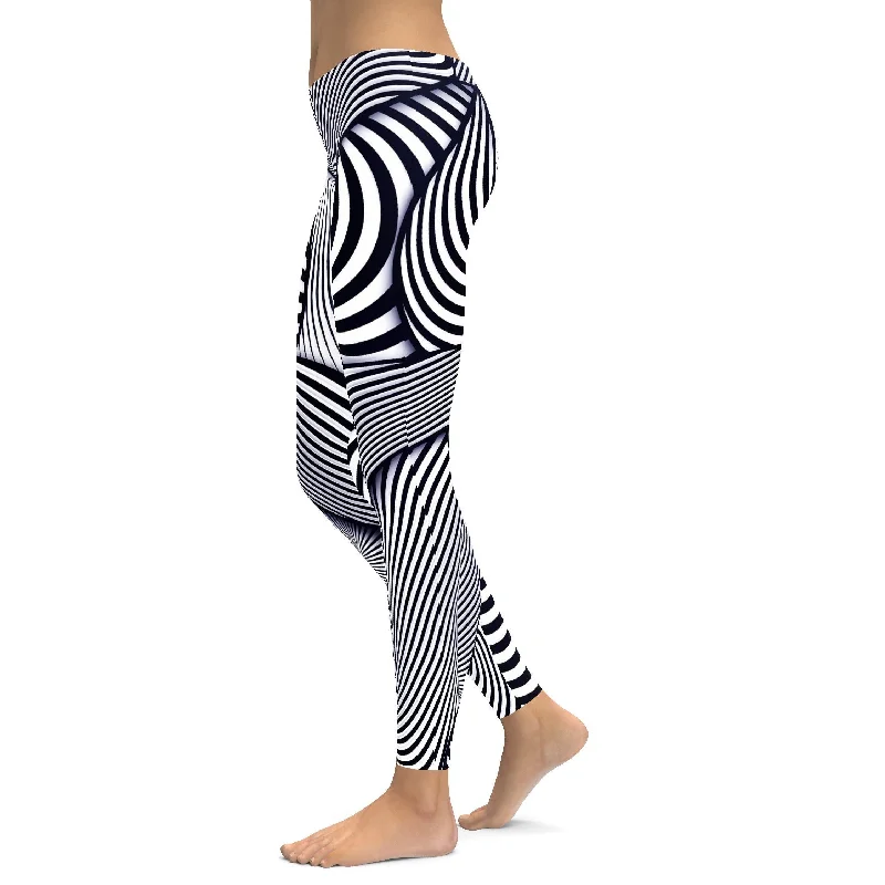 Optical Illusion Stripes Leggings Scandinavian