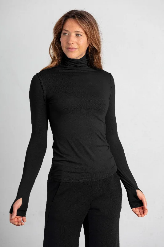 MILA Long Sleeve Turtleneck Youthful Women's Pop