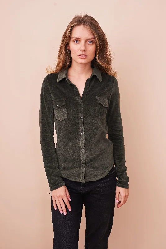 Velour Long Sleeve Pocket Shirt in Forest Sleek Women's Metallic