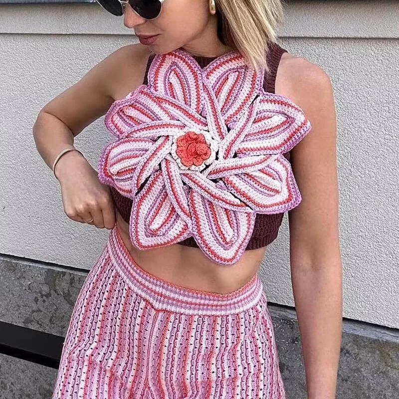 Nostalgic 90s Crochet Rosette Applique Crew Neck Open Knit Crop Tank Top Modern Women's 