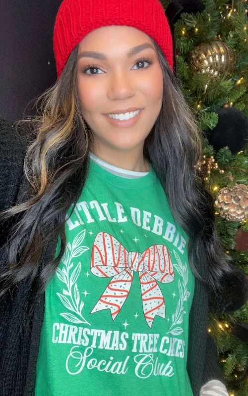 Lil Debbie Christmas Tree Cakes Graphic T-shirt Cool Women's Distressed