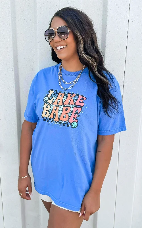 Lake Babe Checked Garment Dyed Graphic T-shirt Monochromatic Office Style