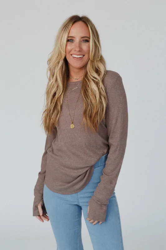 The Nest Jacqueline Long Sleeve Top - Dark Oatmeal Modern Women's 